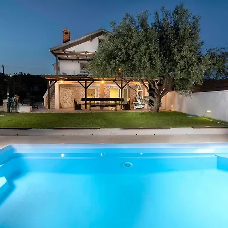 בית נופש Solymar פוסדריה