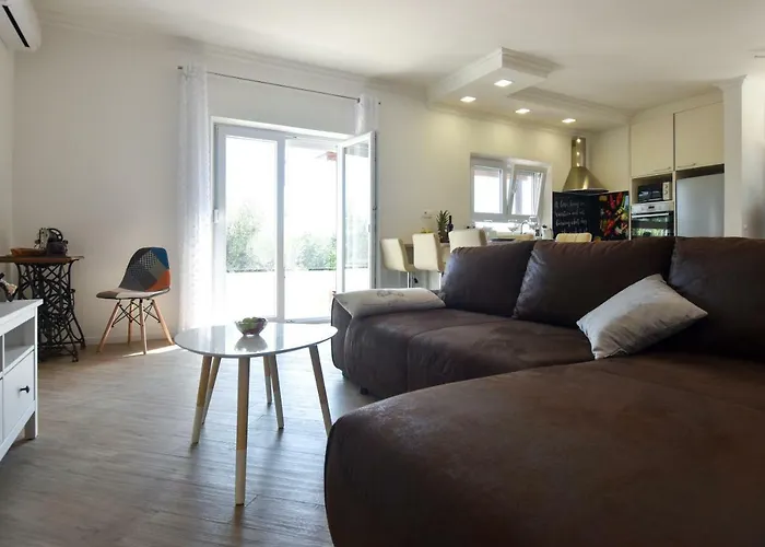 Solymar Поседарье